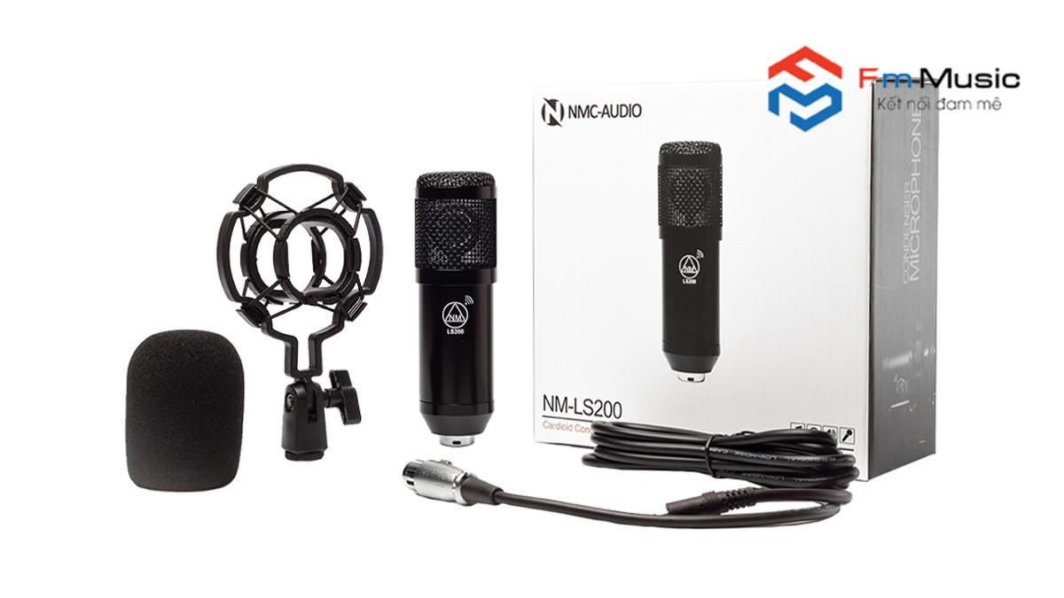 Combo  Focusrite Scarlett Solo Gen 4 và Micro NA9304 Combo  Focusrite Scarlett Solo Gen 4 và Micro NA9304