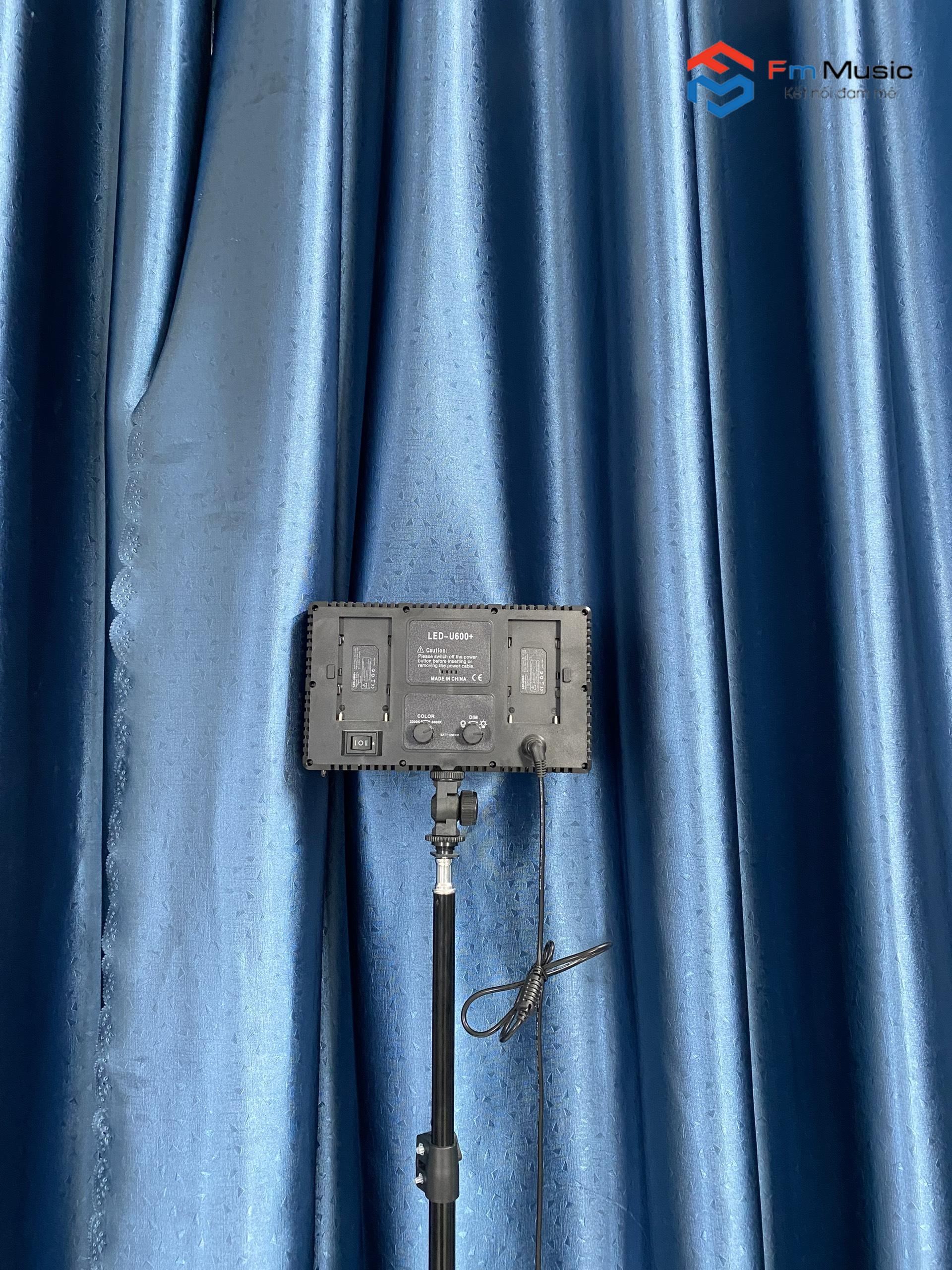 Đèn Vuông Studio Pro Led 600 Đèn Vuông Studio Pro Led 600