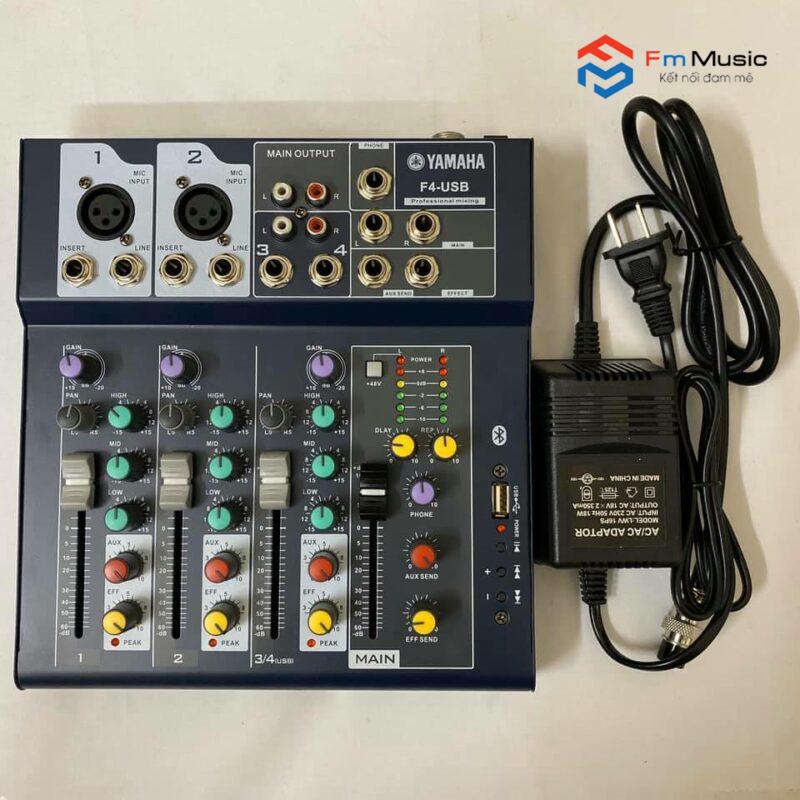 Mixer Yamaha F4