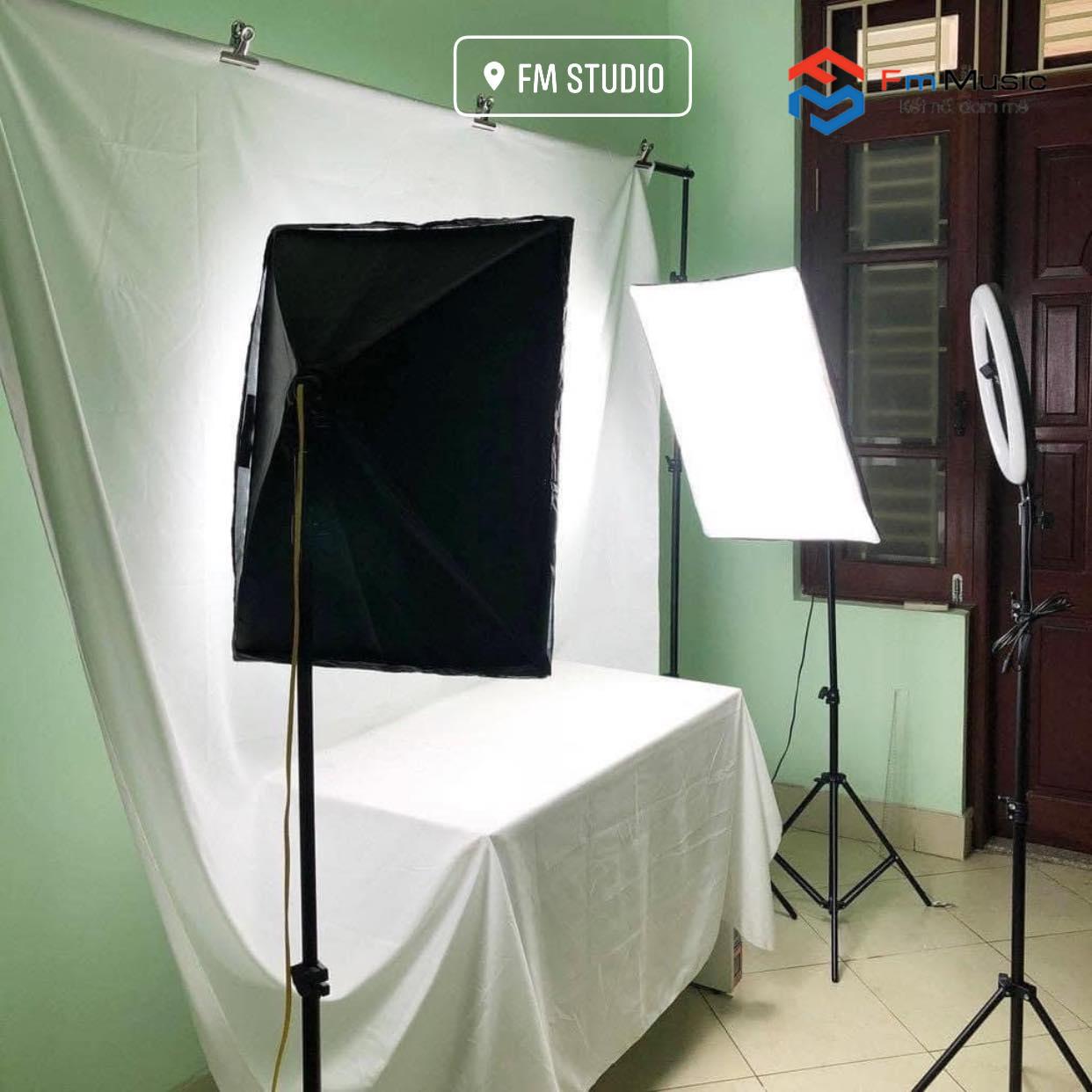 ĐÈN CHỤP ẢNH SẢN PHẨM SOFTBOX- ĐÈN STUDIO ĐÀ NẴNG ĐÈN CHỤP ẢNH SẢN PHẨM SOFTBOX- ĐÈN STUDIO ĐÀ NẴNG