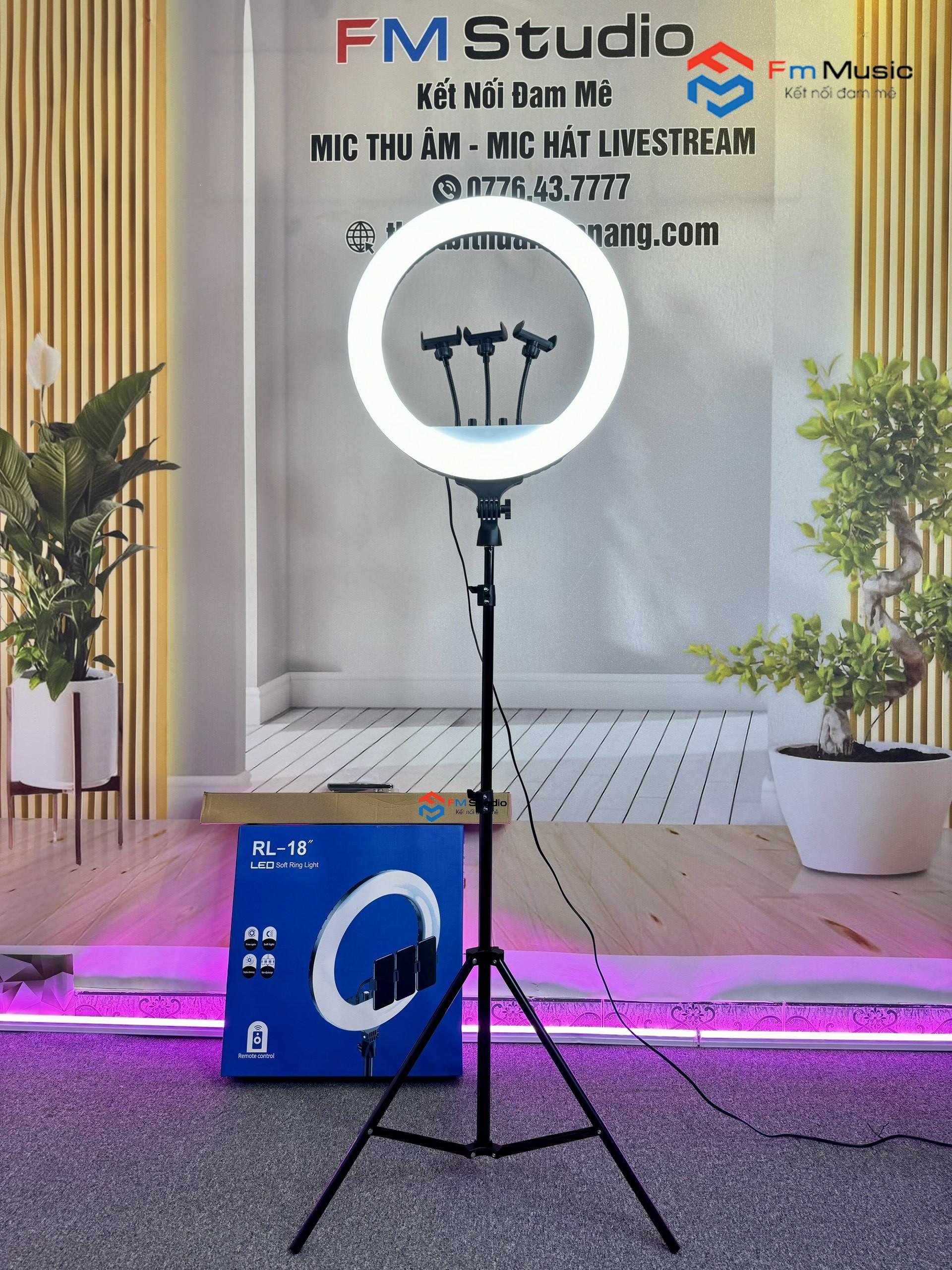 ĐÈN LIVESTREAM SIZE 45CM RL18 CAO CẤP KÈM GIÁ ĐỠ 2M1 ĐÈN LIVESTREAM SIZE 45CM RL18 CAO CẤP KÈM GIÁ ĐỠ 2M1