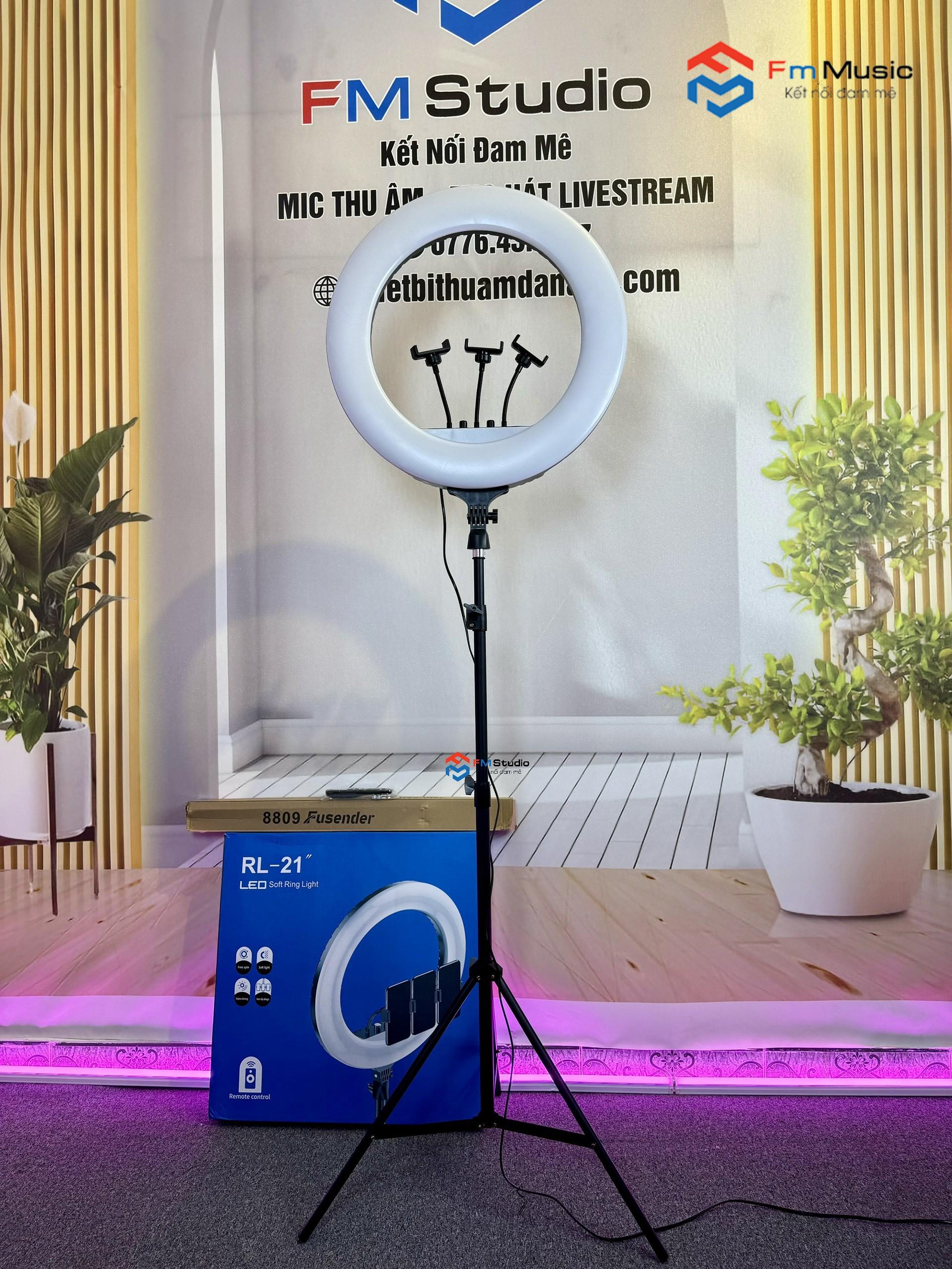 Đèn livestream cao cấp RL-21 54Cm + Chân Linco Đèn livestream cao cấp RL-21 54Cm + Chân Linco