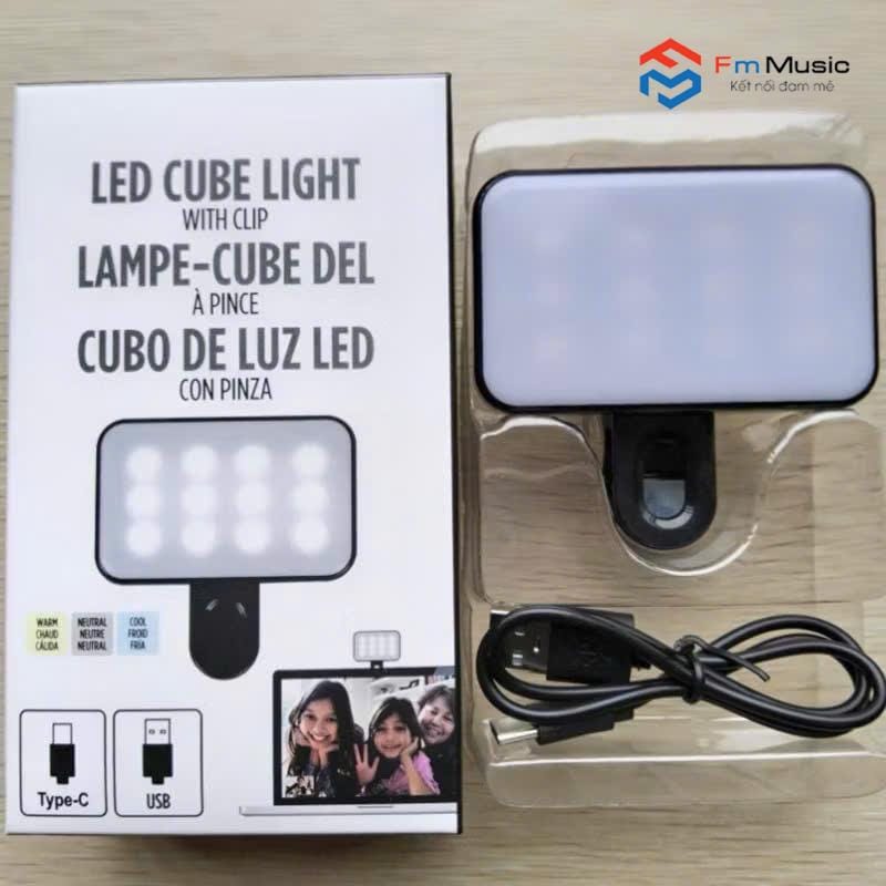 ✨ Đèn LED Kẹp Điện Thoại Flash Selfie D50 – Hỗ Trợ Chụp Ảnh, Quay Video Về Đêm Cực Tiện Lợi ✨ ✨ Đèn LED Kẹp Điện Thoại Flash Selfie D50 – Hỗ Trợ Chụp Ảnh, Quay Video Về Đêm Cực Tiện Lợi ✨