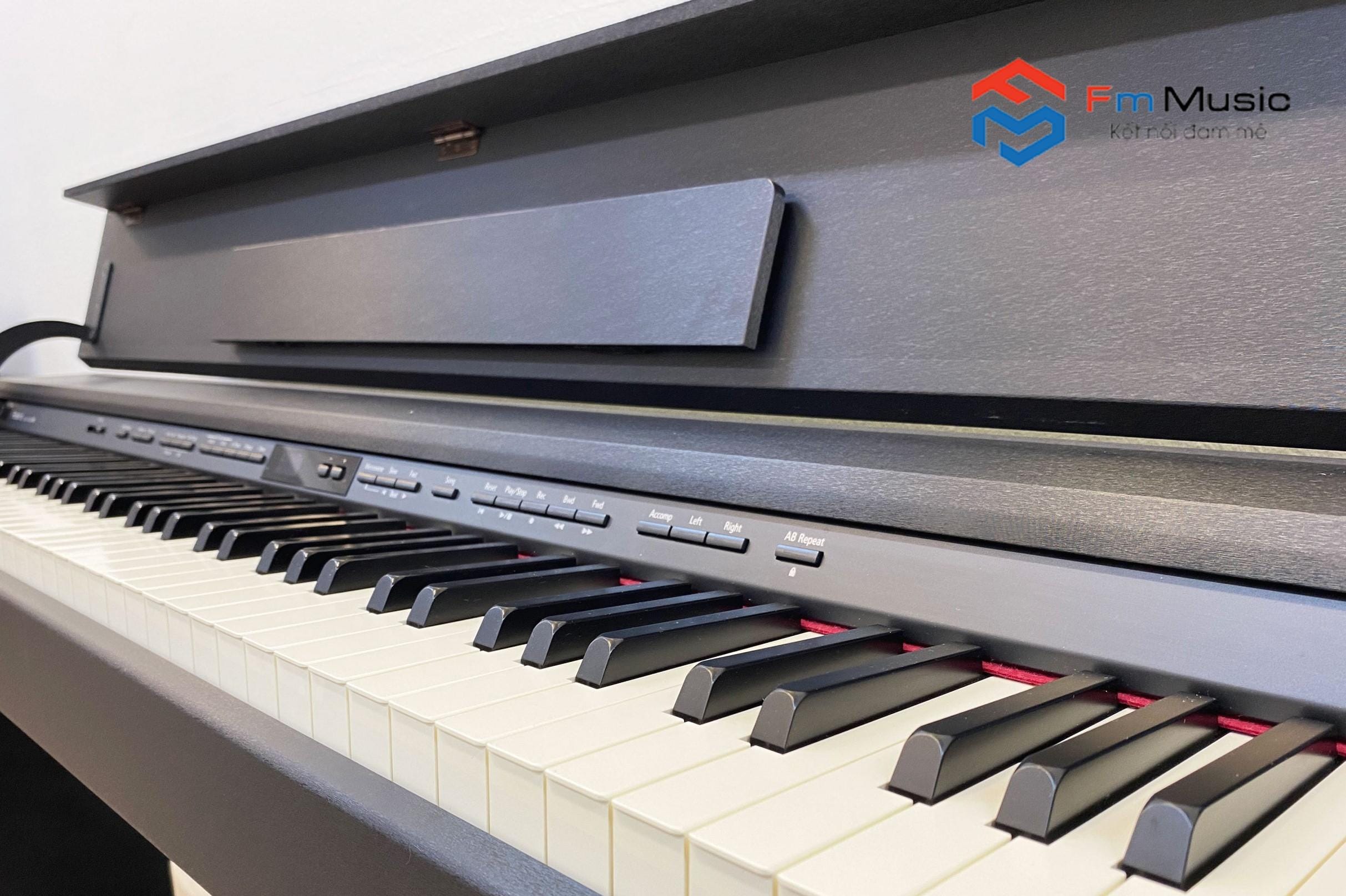 Đàn Piano Điện Roland DP-90 – Sự Kết Hợp Hoàn Hảo Giữa Công Nghệ và Thẩm Mỹ Đàn Piano Điện Roland DP-90 – Sự Kết Hợp Hoàn Hảo Giữa Công Nghệ và Thẩm Mỹ