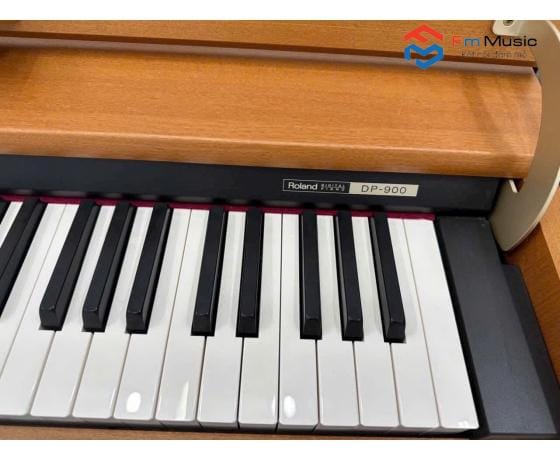 🎹 Piano Điện Roland DP-900 – Sự Kết Hợp Hoàn Hảo Giữa Thiết Kế và Âm Thanh 🎹 🎹 Piano Điện Roland DP-900 – Sự Kết Hợp Hoàn Hảo Giữa Thiết Kế và Âm Thanh 🎹