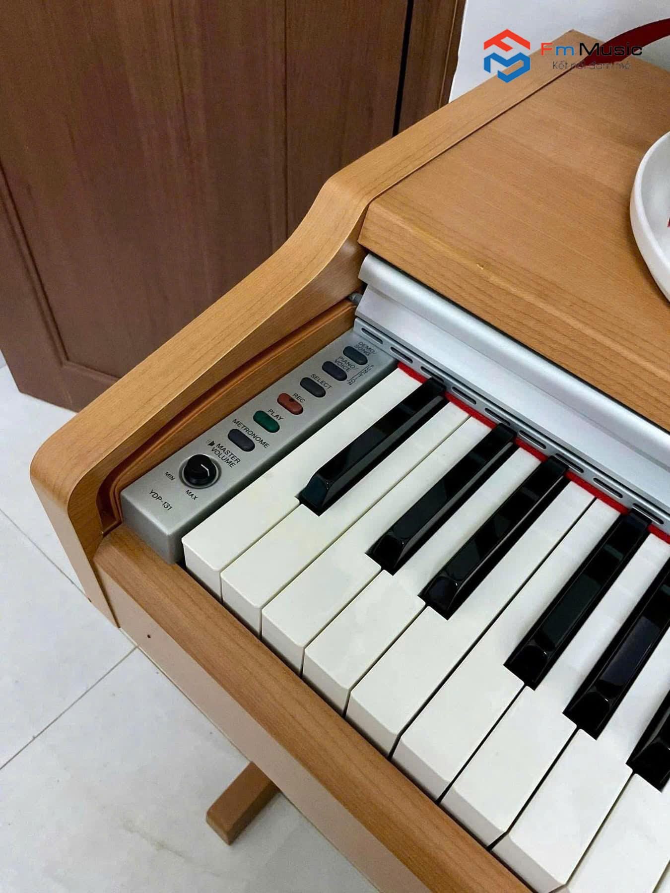 YAMAHA YDP-131C YAMAHA YDP-131C