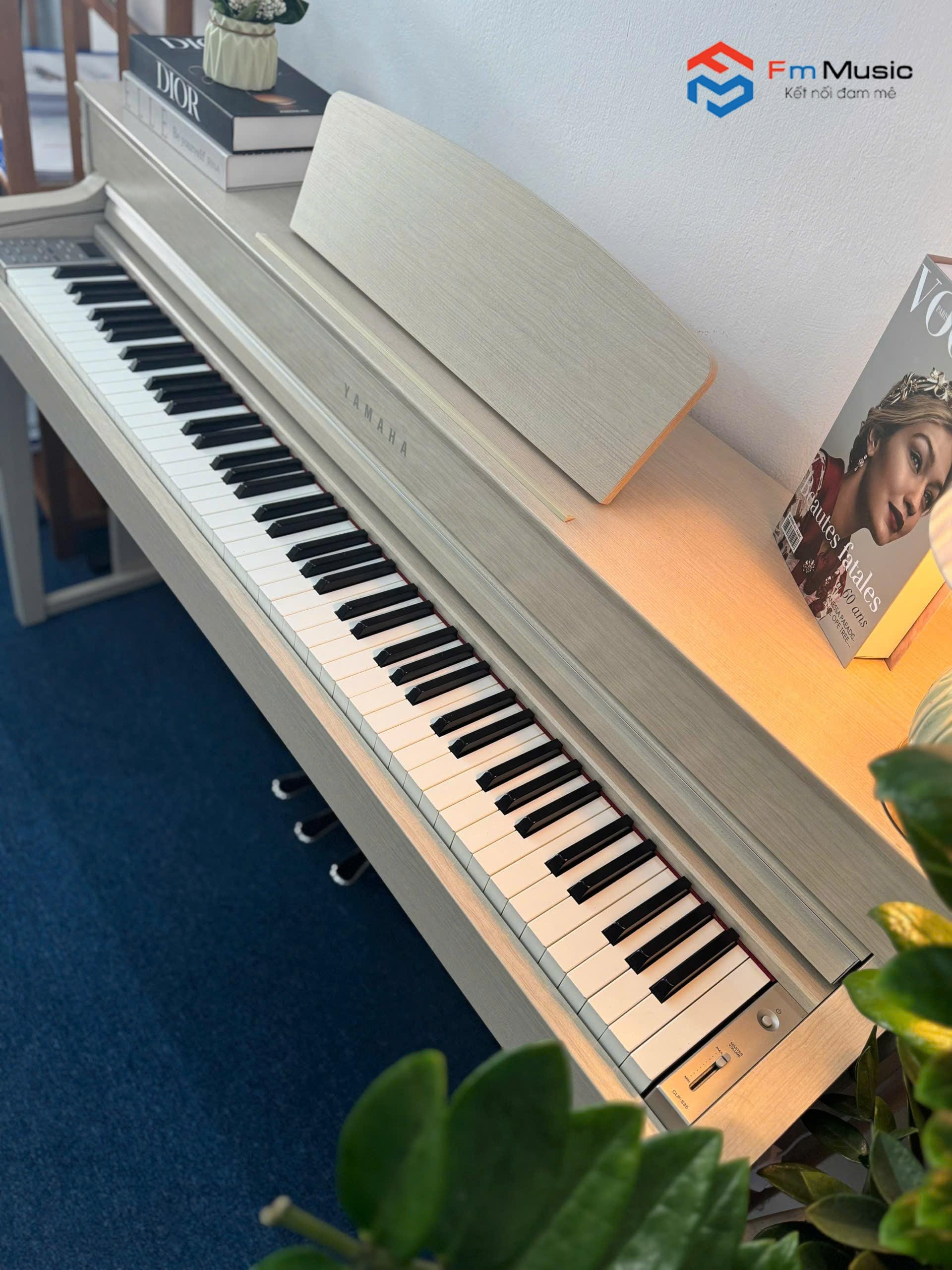 Đàn Piano Yamaha CLP 535WA Like New – Mua Piano chất lượng giá rẻ tại Đà Nẵng Đàn Piano Yamaha CLP 535WA Like New – Mua Piano chất lượng giá rẻ tại Đà Nẵng
