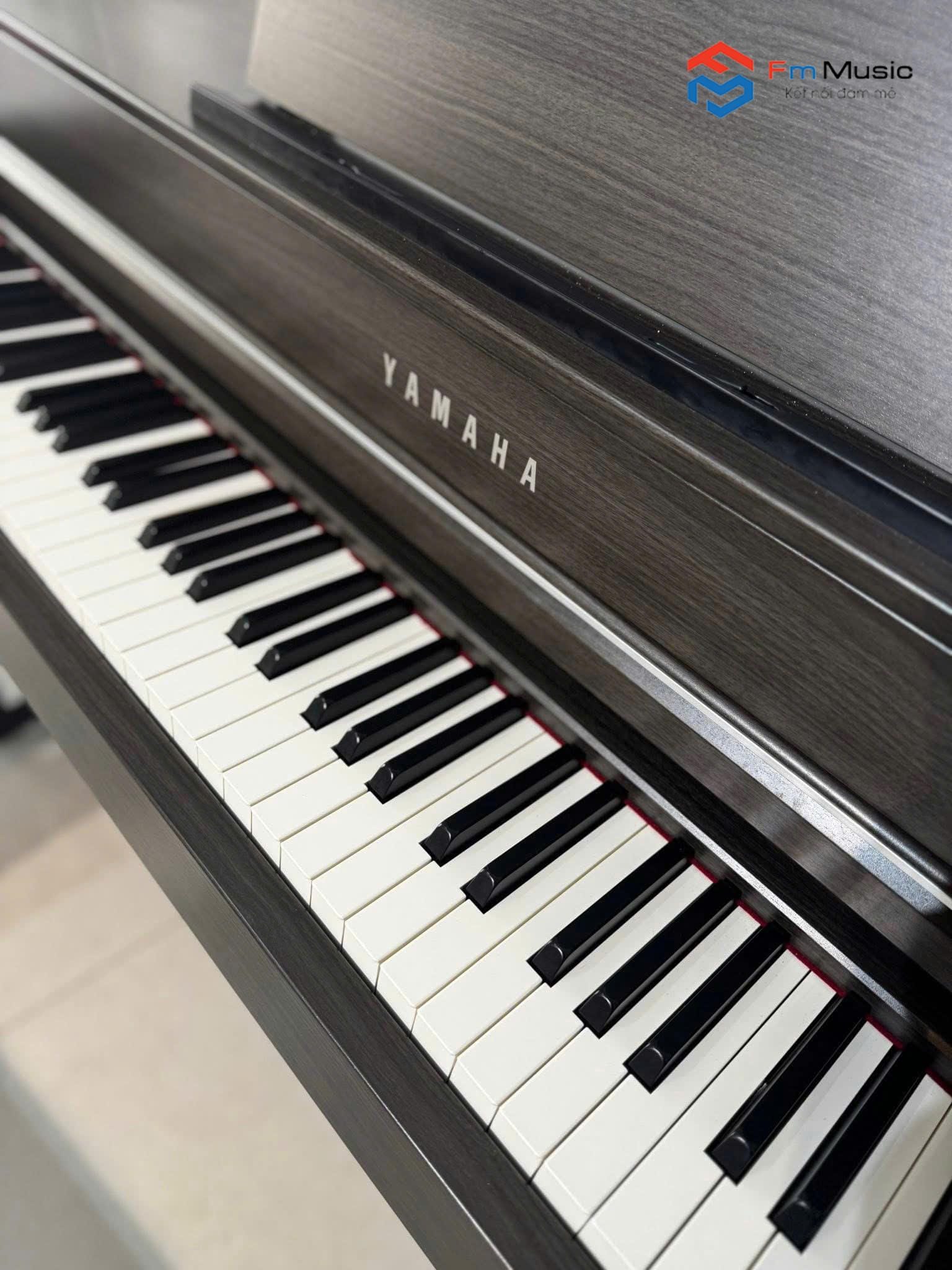 Đàn Piano Yamaha CLP 635DW Cao Cấp Like New – Màu Cực Hiếm, Sang Trọng Tại Đà Nẵng Đàn Piano Yamaha CLP 635DW Cao Cấp Like New – Màu Cực Hiếm, Sang Trọng Tại Đà Nẵng