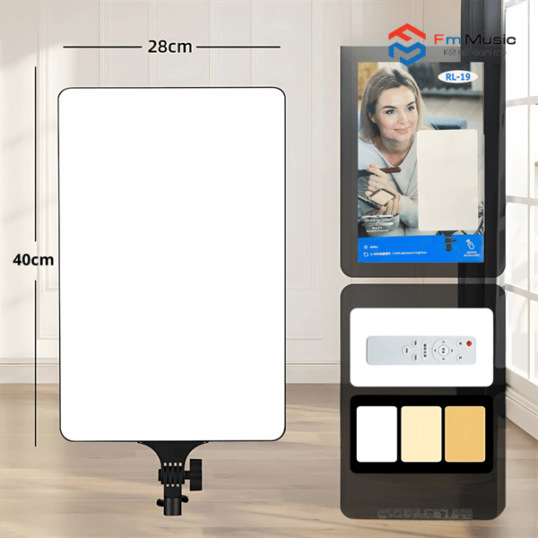 Đèn LED RL19 – Giải Pháp Ánh Sáng Hoàn Hảo Cho Livestream Và Quay Video Đèn LED RL19 – Giải Pháp Ánh Sáng Hoàn Hảo Cho Livestream Và Quay Video