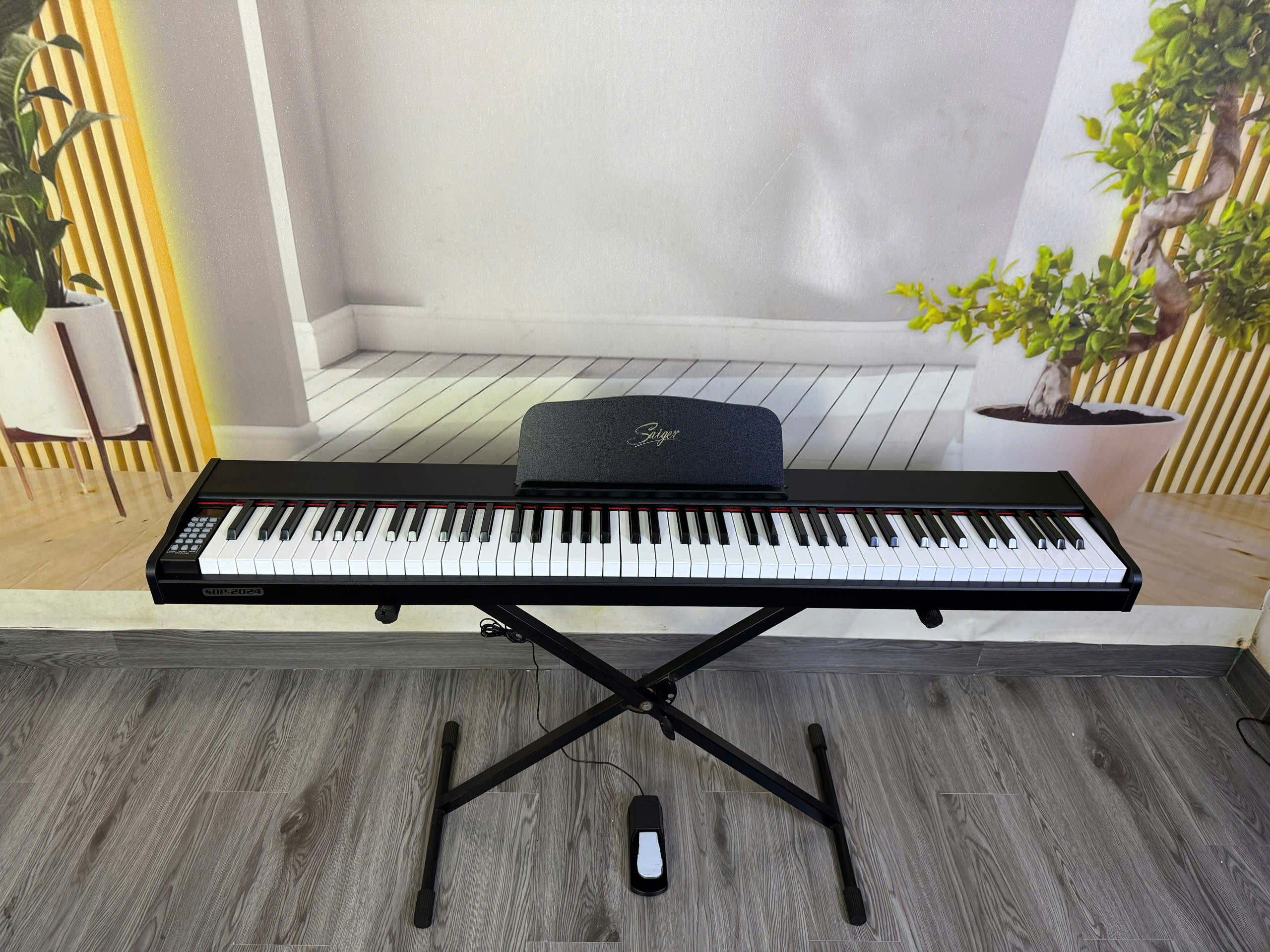 Đàn Piano Điện Saiger SDP-2024 – Piano Điện Cho Người Mới Học Tại Đà Nẵng Đàn Piano Điện Saiger SDP-2024 – Piano Điện Cho Người Mới Học Tại Đà Nẵng